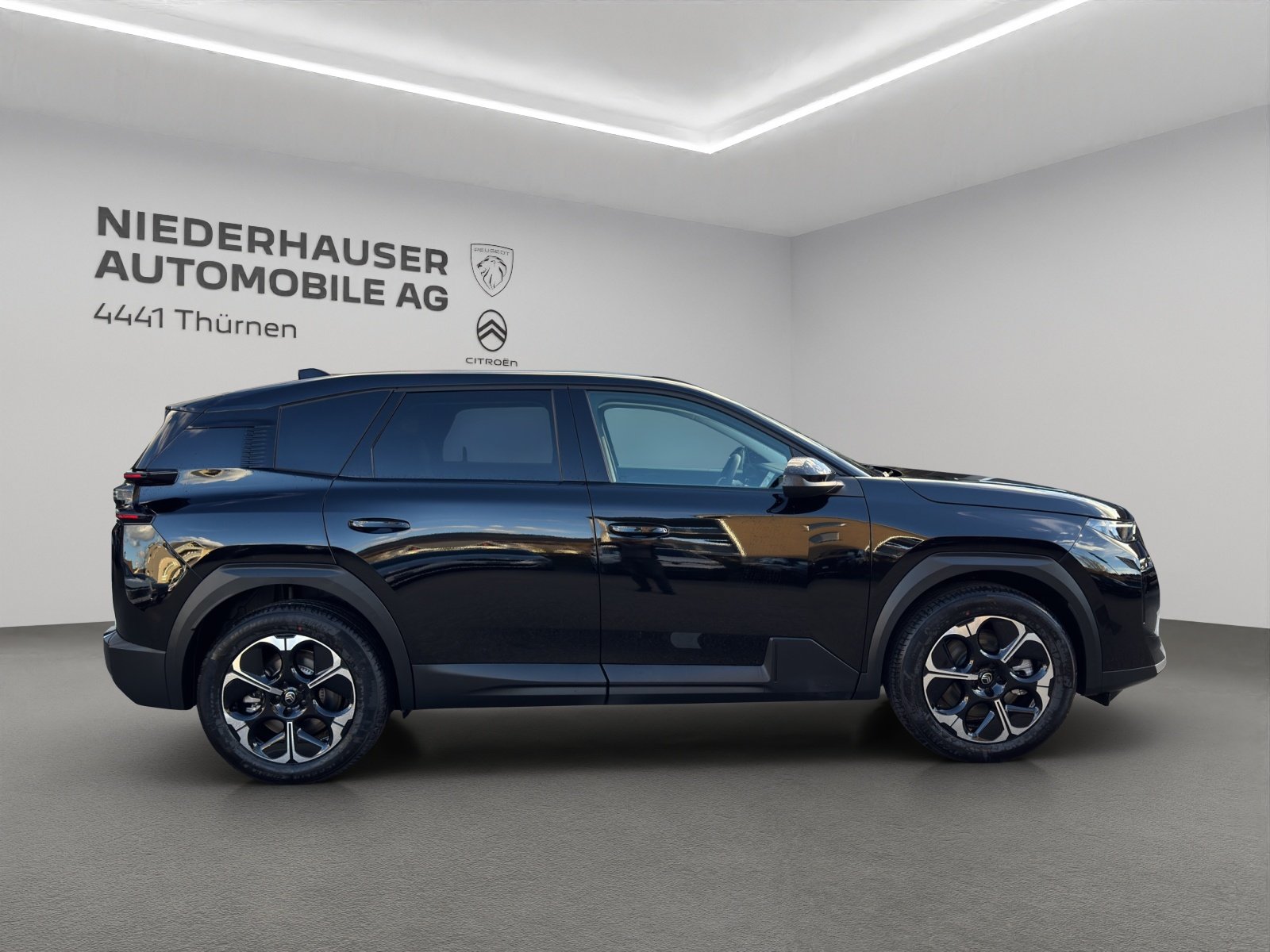 CITROEN e-C5 Aircross Plus, Electric, Ex-demonstrator, Automatic - 2