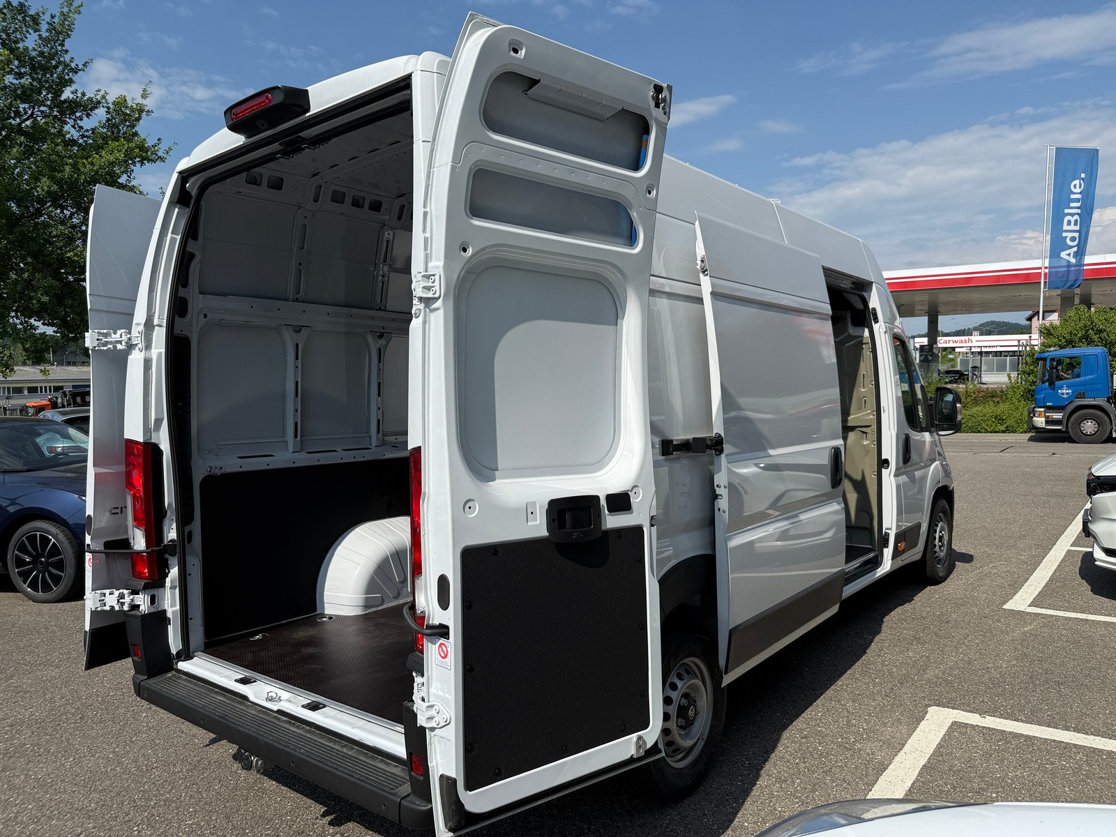 CITROEN Jumper 35+ 2.2 BlueHDi 180PS L4H3 EAT8 270° Apple Car-Play a, Diesel, Auto nuove, Automatico - 6