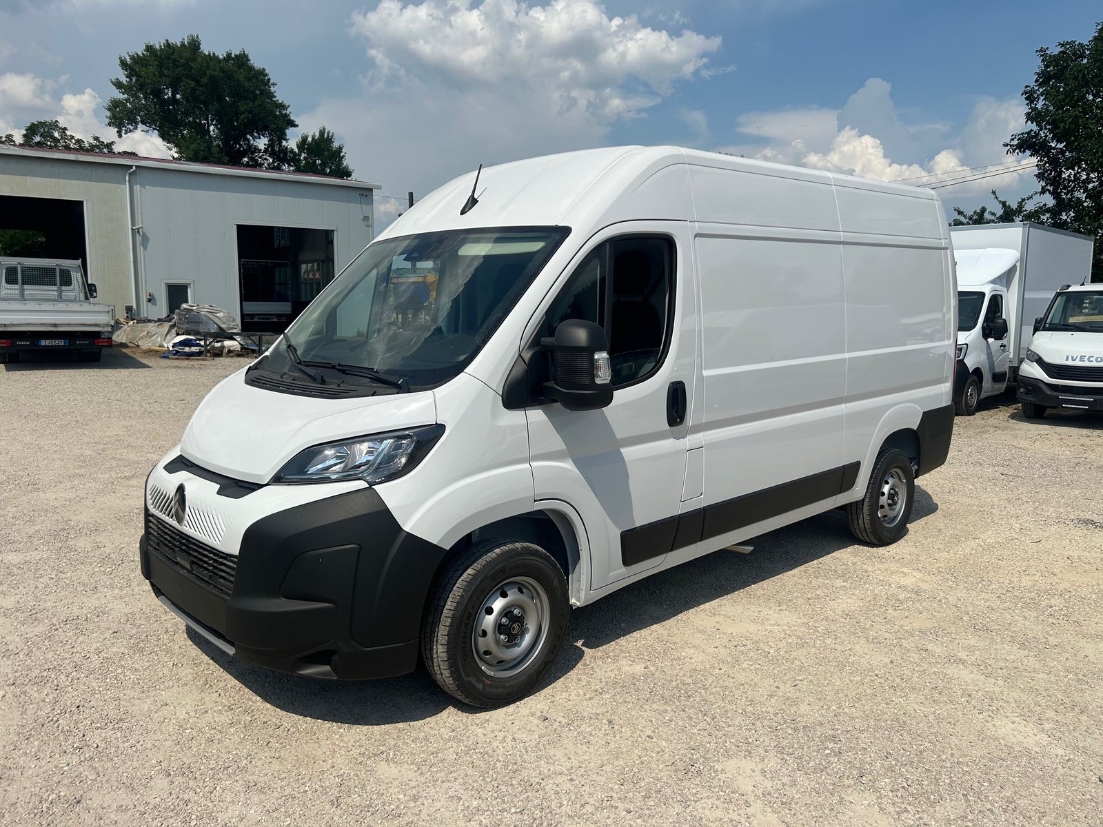 CITROEN L2H2 mir Multimedia Navigation Holzboden und Anhängerkupplu