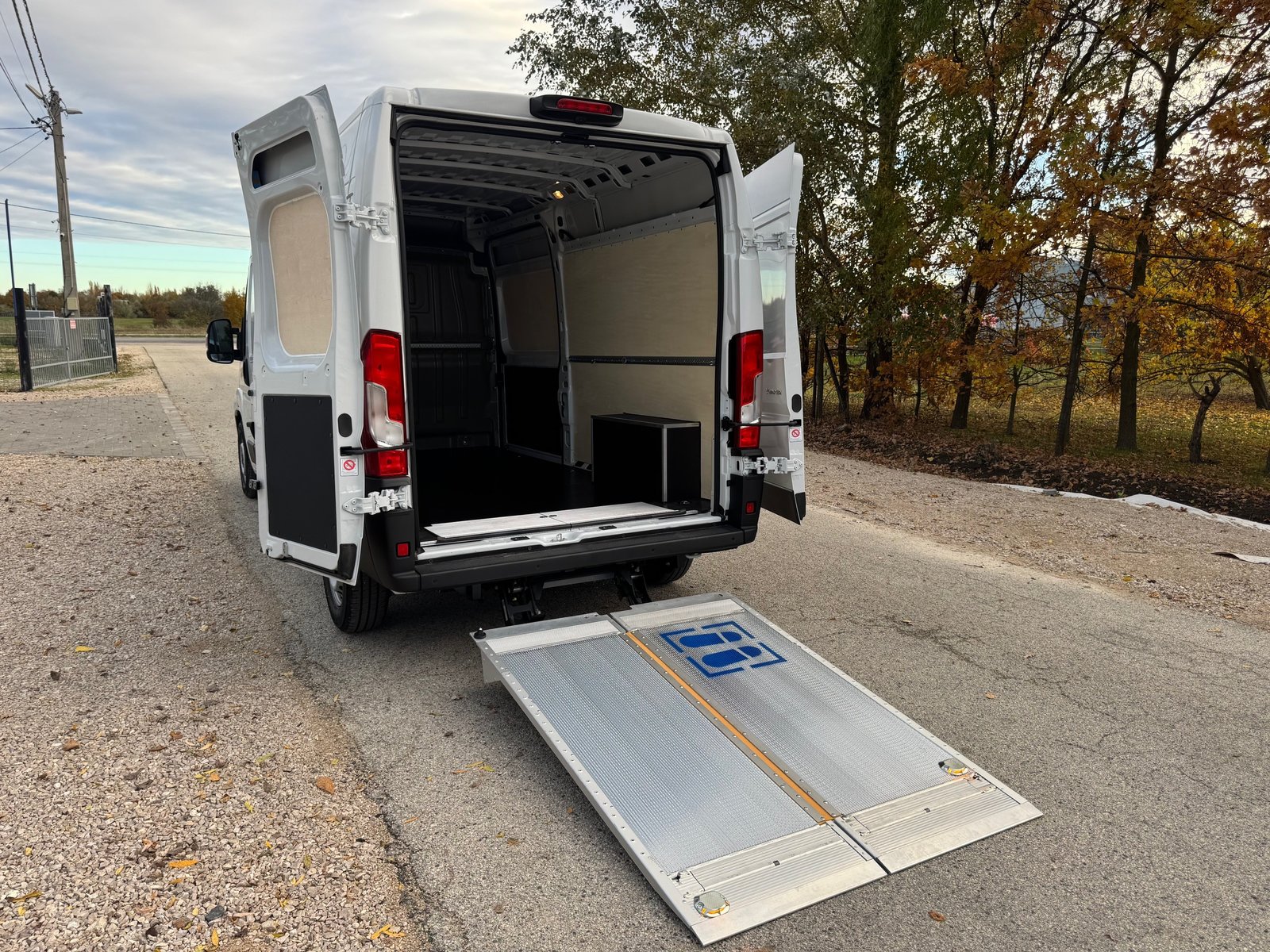 CITROEN L3H2 180Ps mit Hebebühne und Automatic-Getriebe mit Top-Aus, Diesel, Neuwagen, Automatik - 5