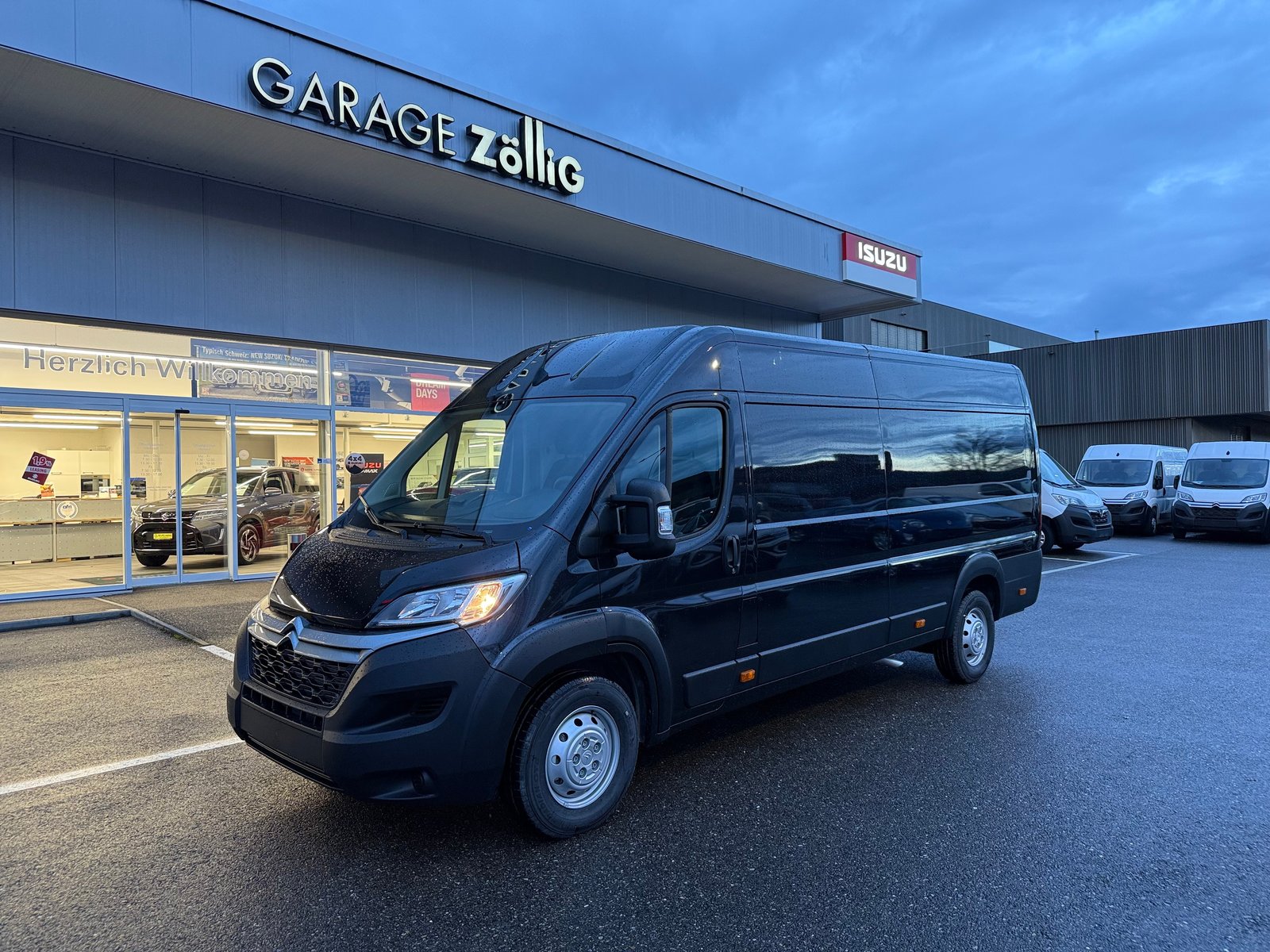 CITROEN Jumper 35+ 2.2 BlueHDi 165 PS L4H2 Holzboden AHK 3TN