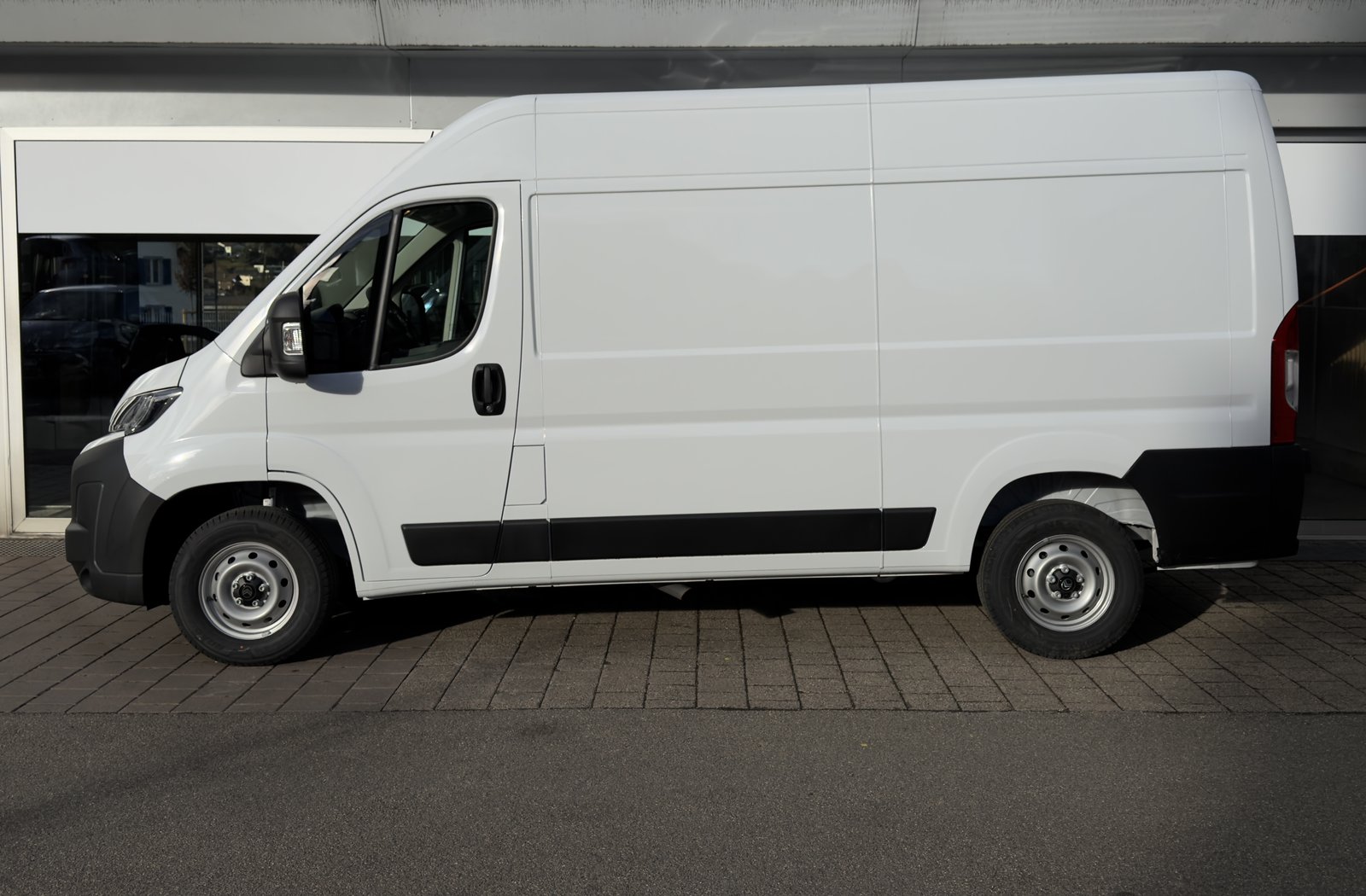 CITROEN Jumper Kaw. 33 L2H2 2.2 BlueHD, Diesel, Voiture nouvelle, Manuelle - 2