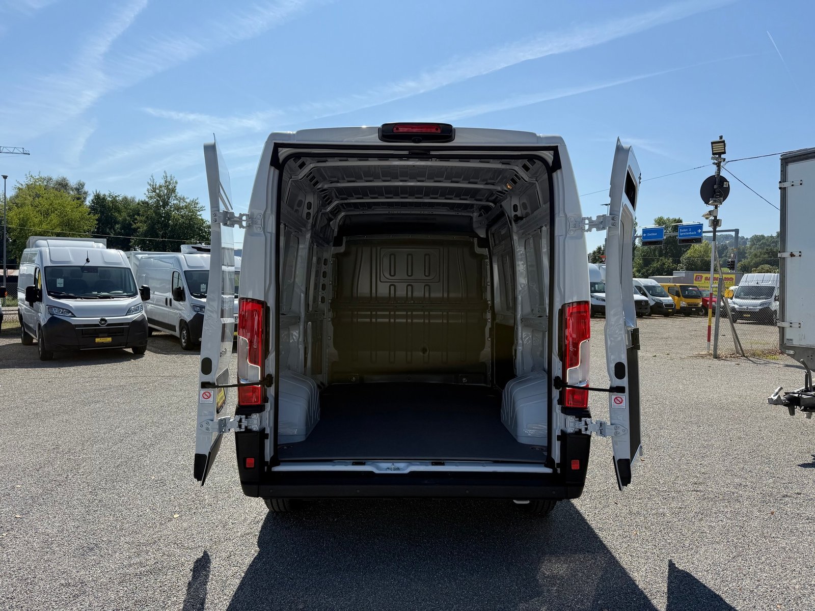 CITROEN Jumper 35 2.2 BlueHDI 140 L2H2 neues Interieur, Diesel, Voiture nouvelle, Manuelle - 3