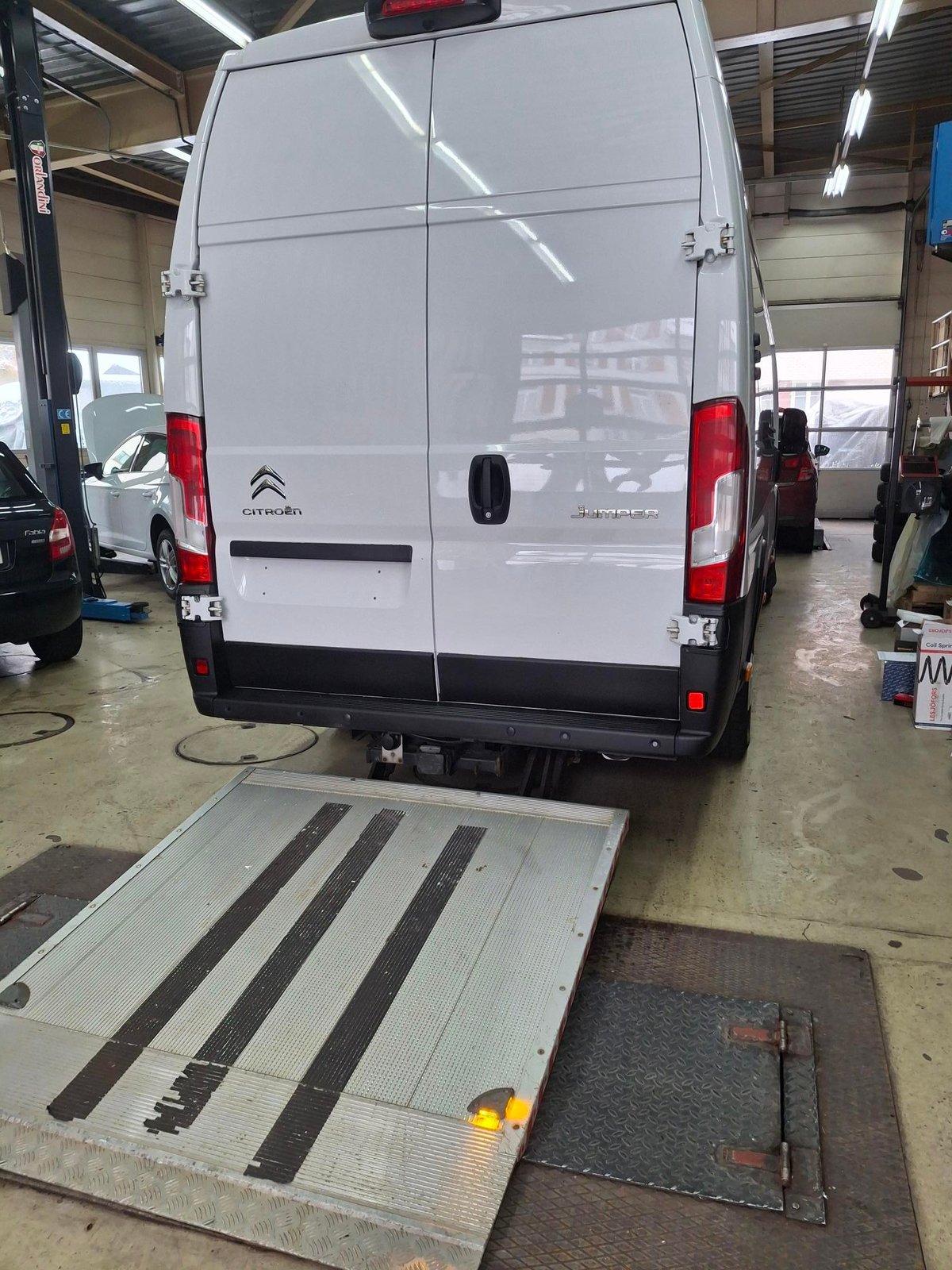 CITROEN Jumper 35 2.2 BlueHDi 165 Club L3H3, Diesel, Occasion / Utilisé, Manuelle - 6
