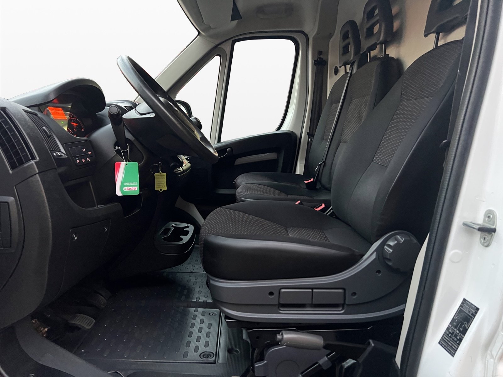 CITROEN Jumper 35 2.2 BlueHDi 140 Control L1H1, Diesel, Occasion / Gebraucht, Handschaltung - 6