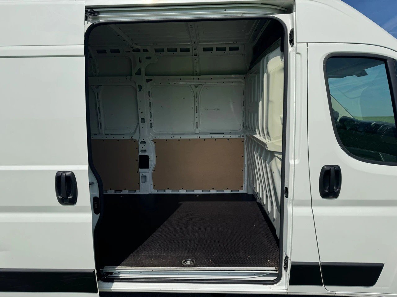 CITROEN Jumper 35+ 2.2 BlueHDi 165 Control L3 **Anhängerkup, Diesel, Second hand / Used, Manual - 6