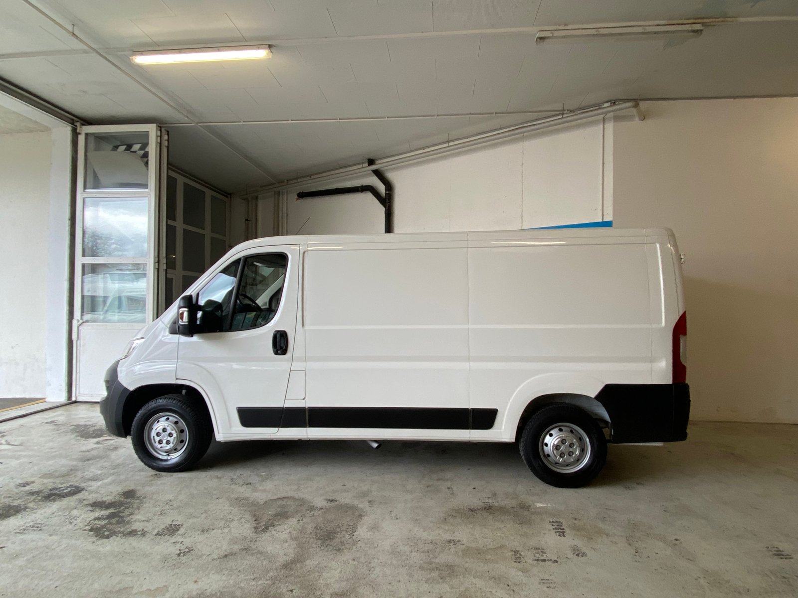 CITROEN 30 L2H1 Club 2.2 Blue HDI, Diesel, Occasion / Utilisé, Manuelle - 2