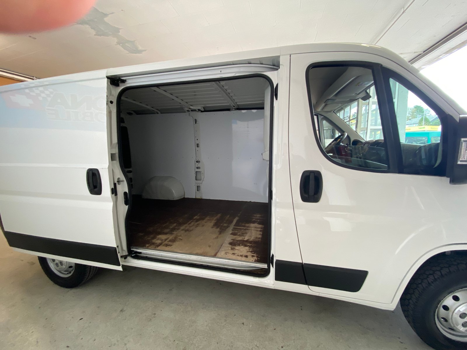 CITROEN 30 L2H1 Club 2.2 Blue HDI, Diesel, Occasion / Utilisé, Manuelle - 6