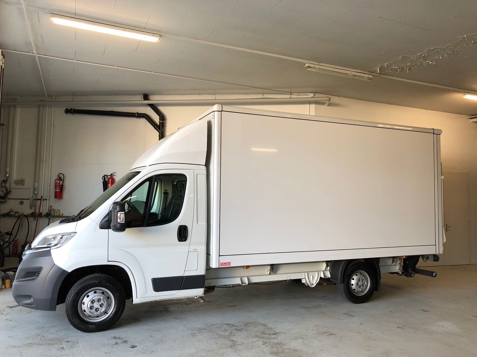 CITROEN JUMPER 35 L4 Kofferaufbau mit Hebebühne, Euro 6, Diesel, Second hand / Used, Manual - 2