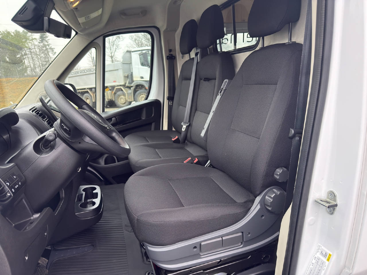 CITROEN Jumper Kaw. 35+ L2H2 2.2 BlueH, Diesel, Ex-demonstrator, Automatic - 5
