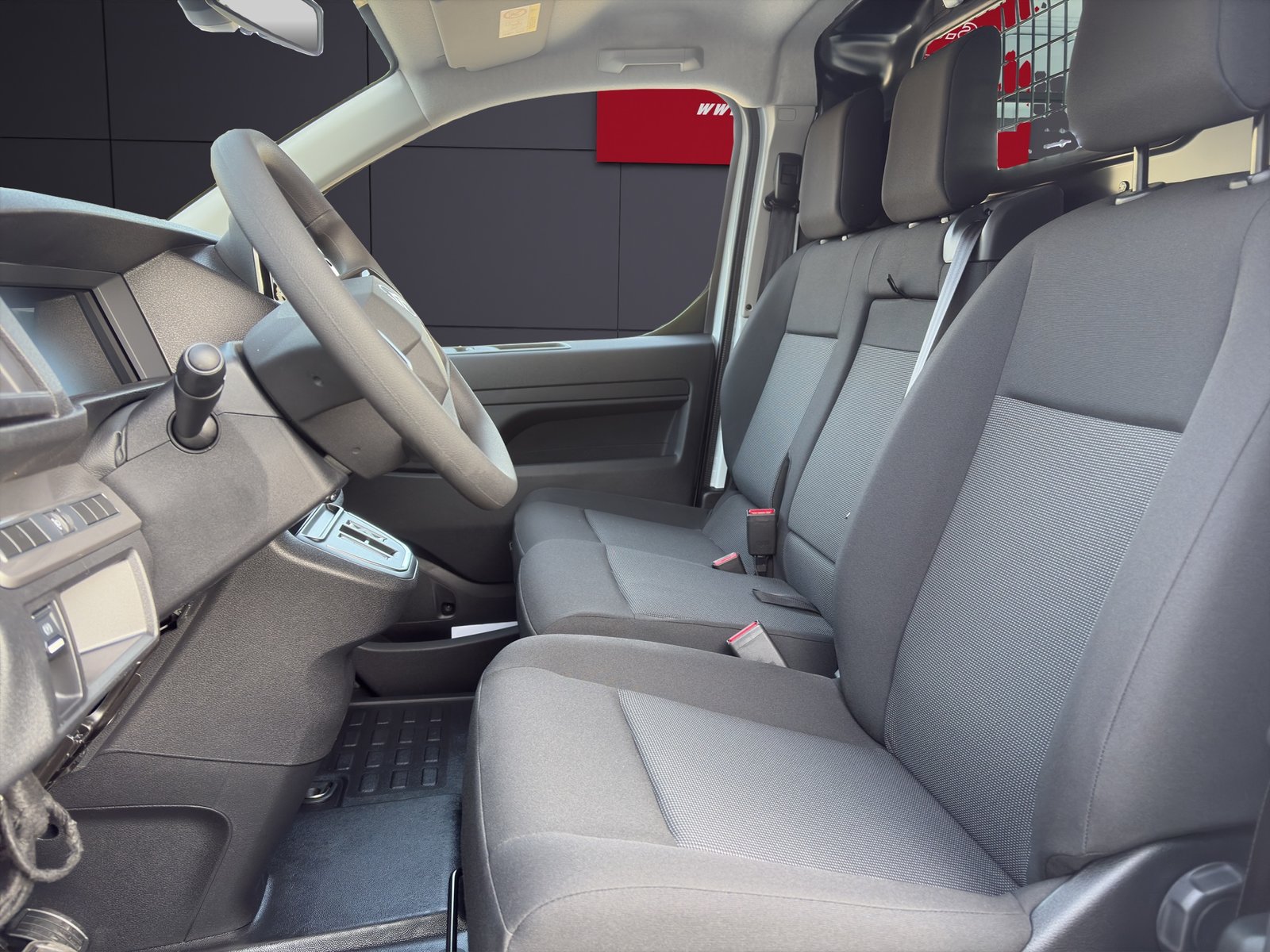 CITROEN Jumpy 2.2 BHDI M A8 First, Diesel, New car, Automatic - 5