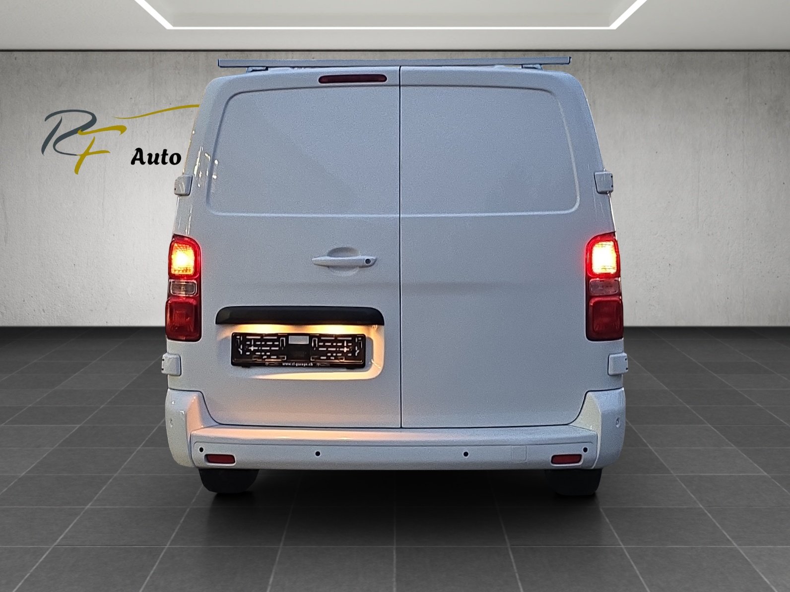 CITROEN Jumpy 2.0 BlueHDi 180 XL Komfort EAT8, Diesel, Second hand / Used, Automatic - 6