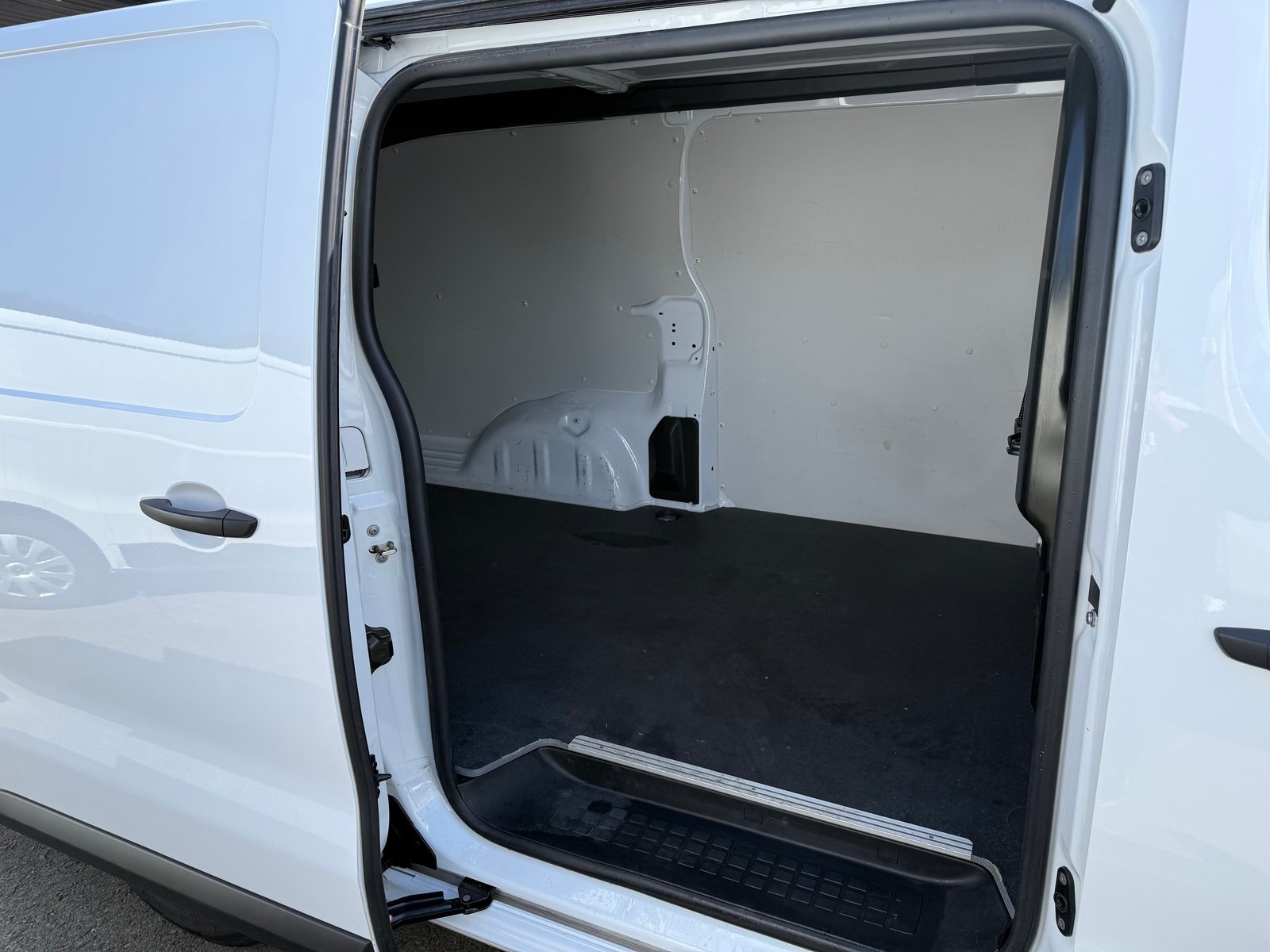 CITROEN Jumpy 2.0 BlueHDi 145 XL EAT8, Diesel, Occasion / Gebraucht, Automatik - 4