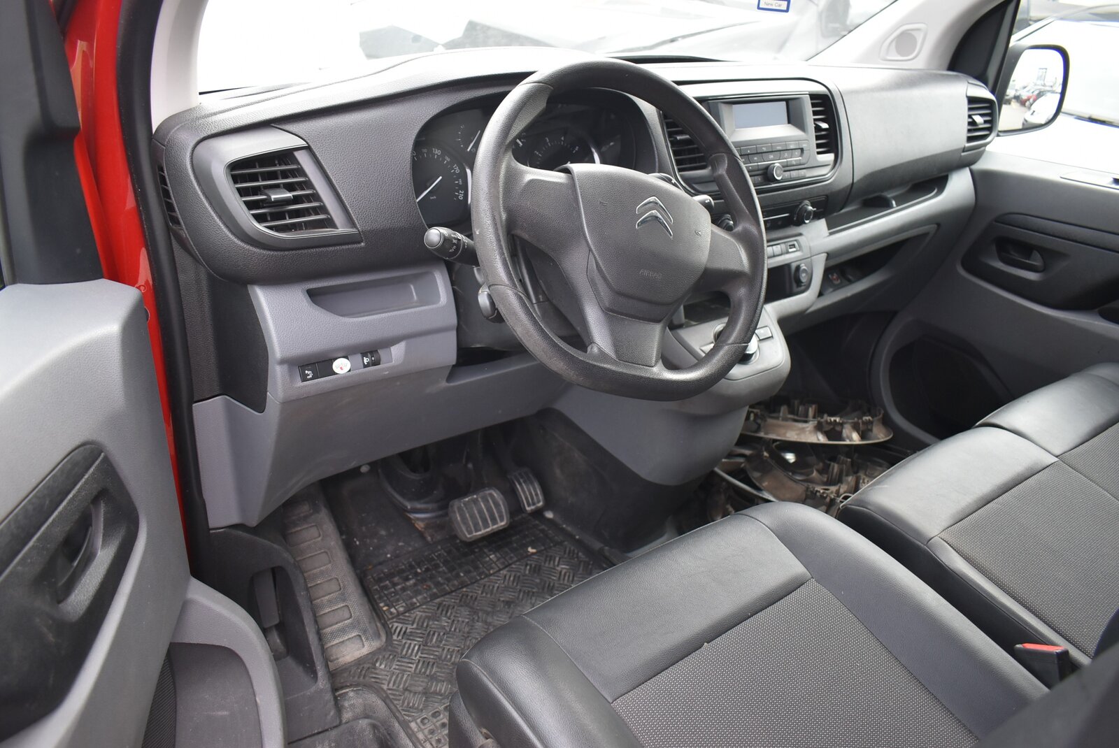 CITROEN Jumpy 2.0 BlueHDi 140 M Club EAT8, Diesel, Occasion / Gebraucht, Automatik - 2