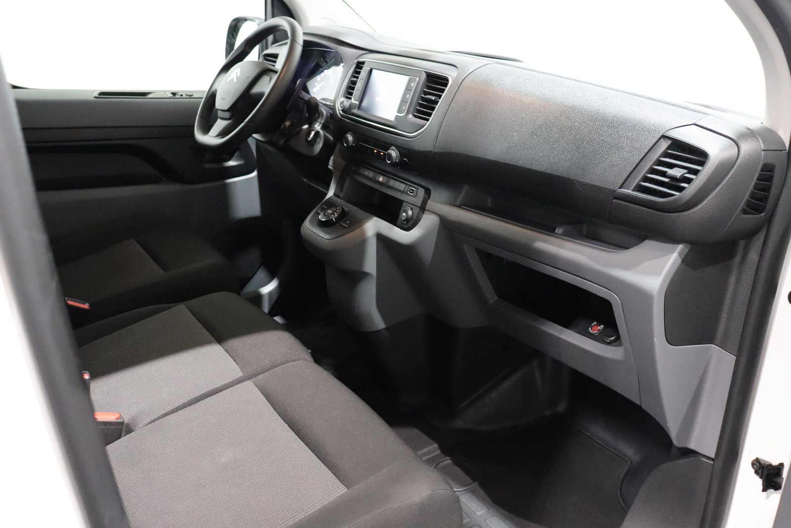 CITROEN Jumpy Kaw. M 2.0 BlueHDi 140 Club S/S, Diesel, Occasion / Utilisé, Automatique - 7