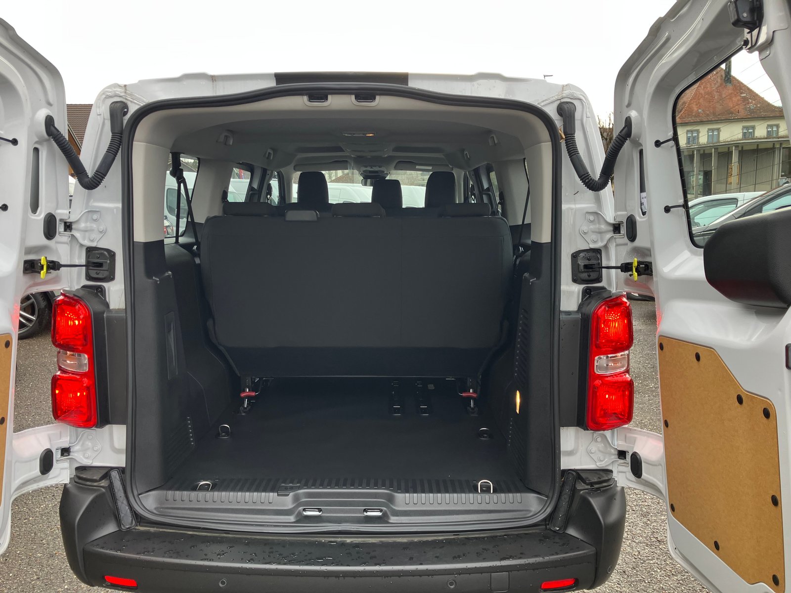 CITROEN Jumpy 2.0 BlueHDi 180 XL EAT8, Diesel, Voiture de démonstration, Automatique - 5