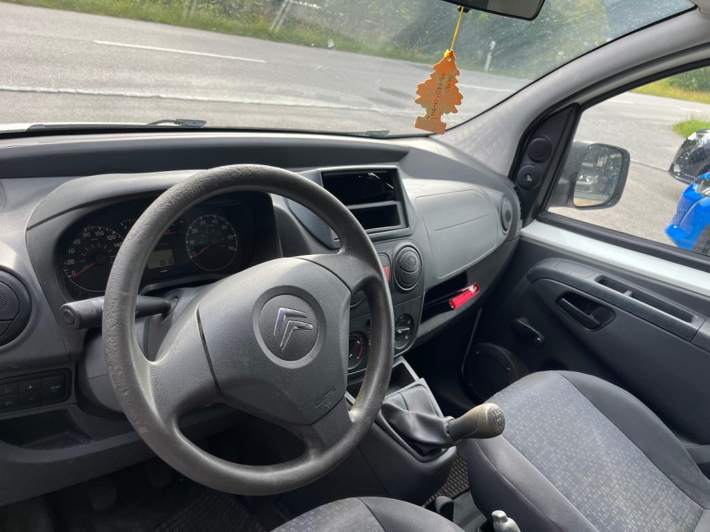 CITROEN 1.4i 75, Essence, Occasion / Utilisé, Manuelle - 7