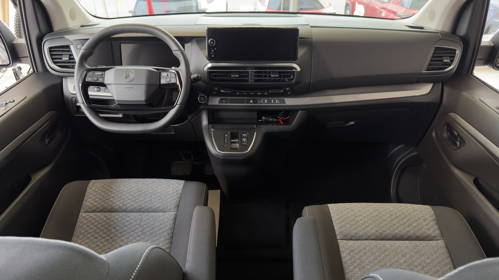 CITROEN Spacetourer Holidays 2.0 BlueH, Diesel, Neuwagen, Automatik - 7