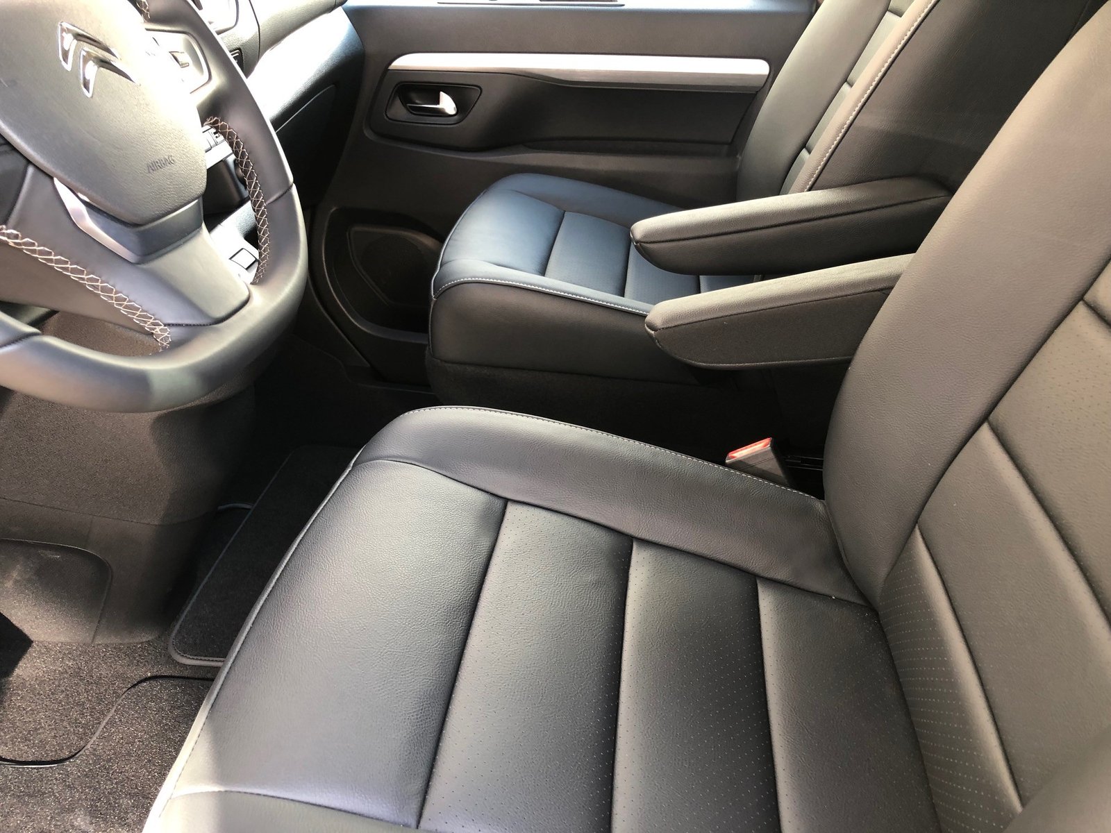 CITROEN SpacetourerCa 2.0Lo.MEAT8, Diesel, Vorführwagen, Automatik - 4