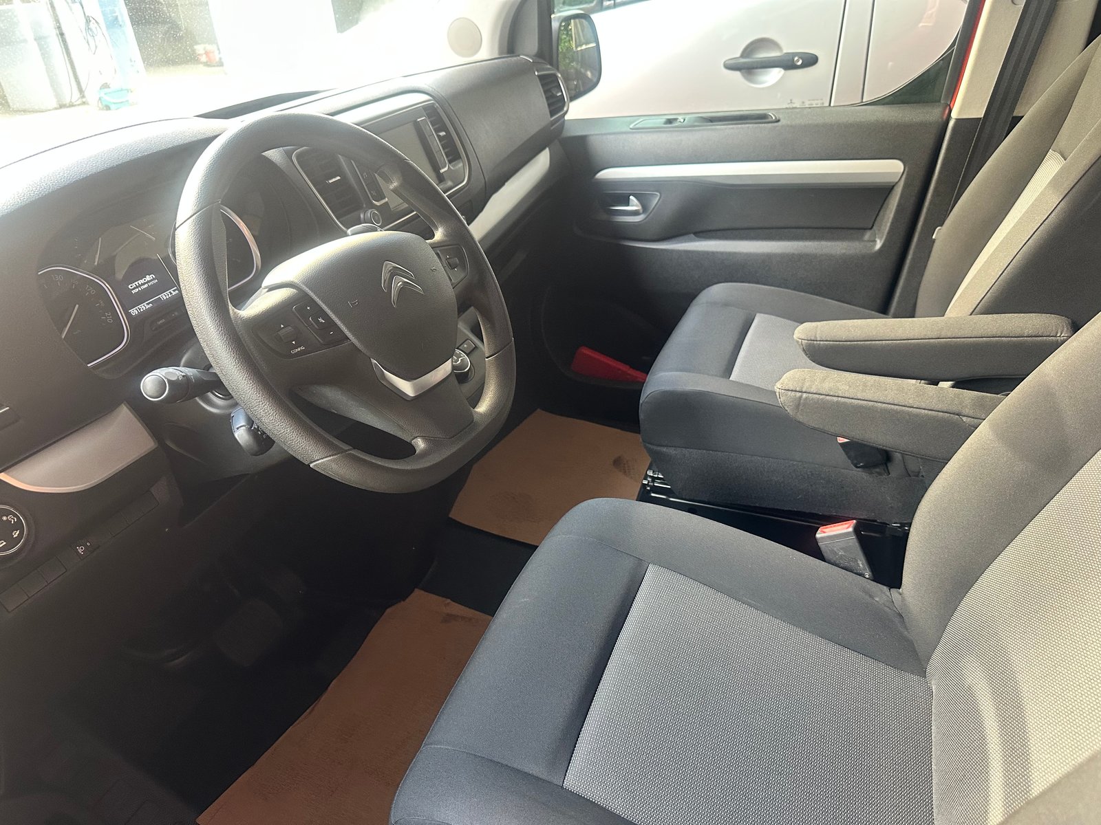 CITROEN Spacetourer EO 2.0 BlueHDi Business XL EAT8, Diesel, Occasion / Utilisé, Automatique - 6