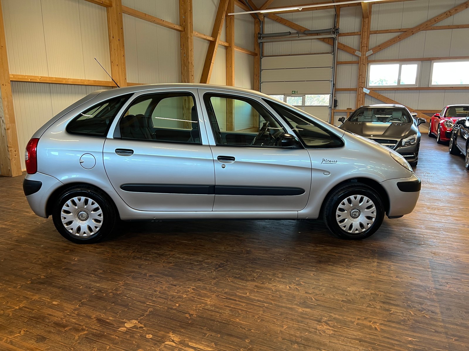 CITROEN Xsara Picasso 1.6i X, Petrol, Second hand / Used, Manual - 4