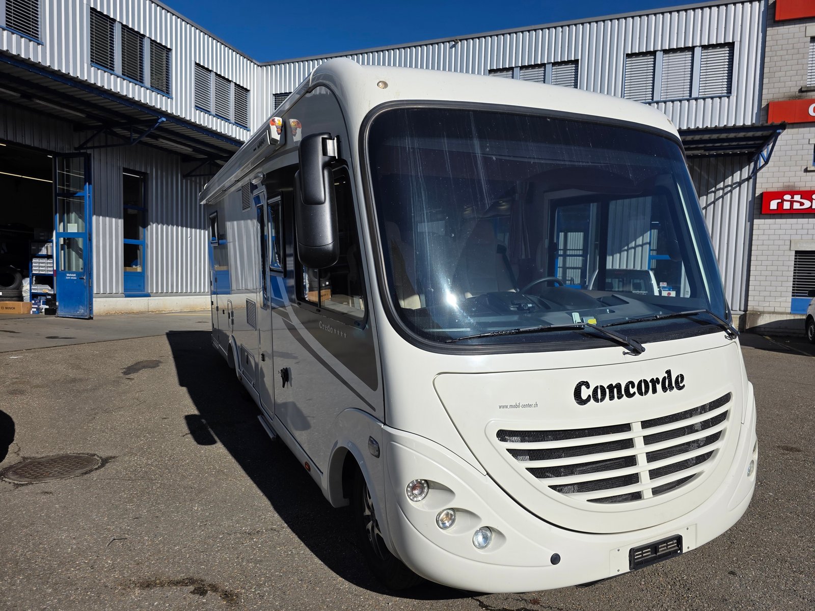 CONCORDE Credo 781 I L