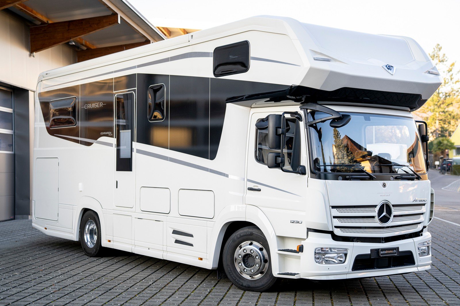 CONCORDE Cruiser 890 RLA, Diesel, New car, Automatic - 3