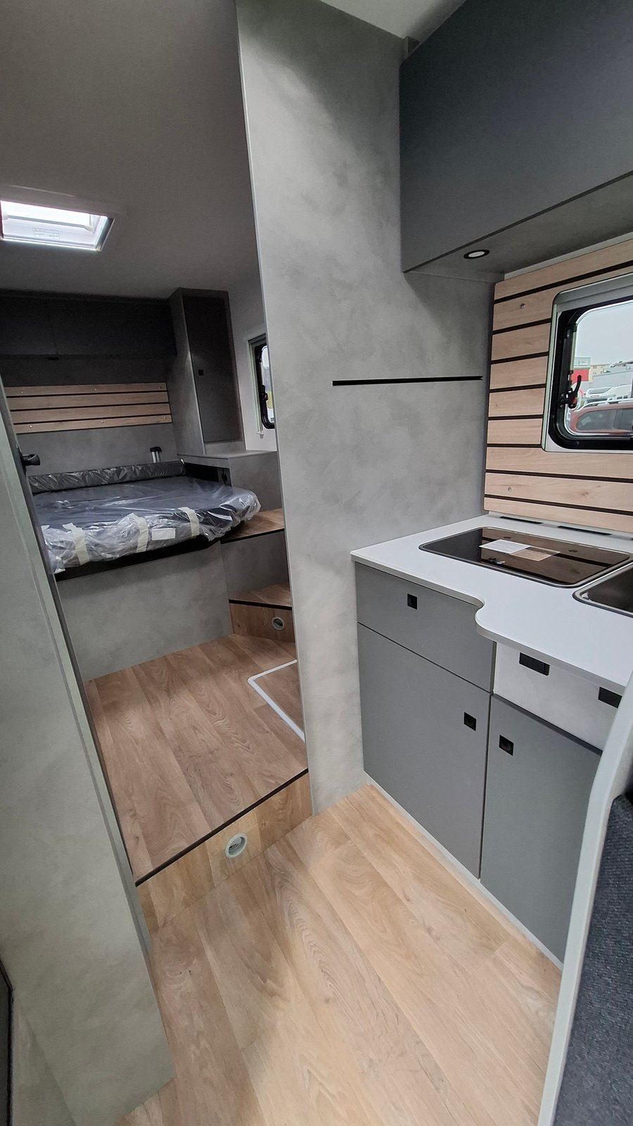 CROSSCAMP EXPDN 7.4 D, Diesel, Voiture nouvelle, Automatique - 7