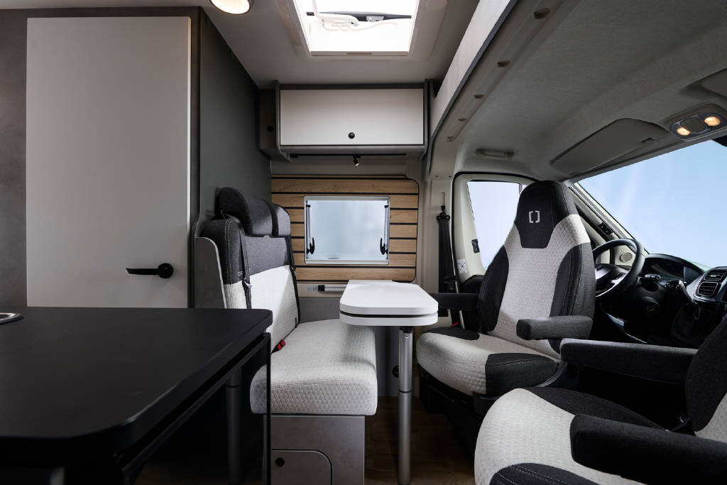 CROSSCAMP Peugeot Boxer 5.4 DF 3.5 t L2 H2 2.2BlueHDi 140 ADVTR, Diesel, Voiture nouvelle, Automatique - 7