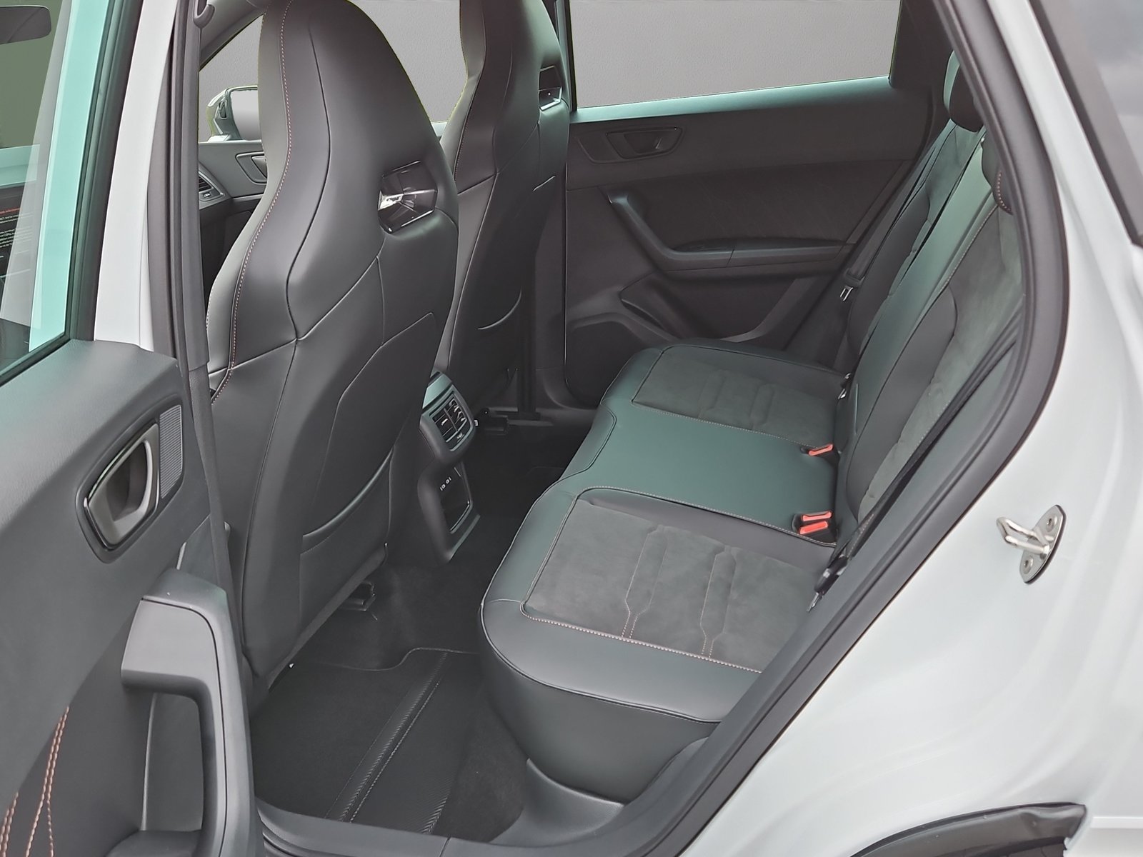 CUPRA Ateca 2.0TSI Inicio 4Drive DSG, Benzin, Neuwagen, Automatik - 7