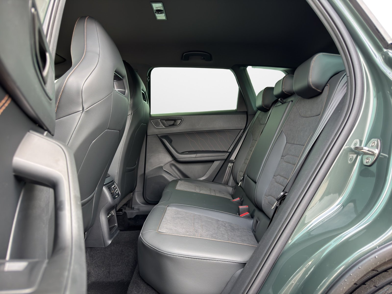 CUPRA Ateca 1.5 TSI Inicio DSG, Petrol, New car, Automatic - 6