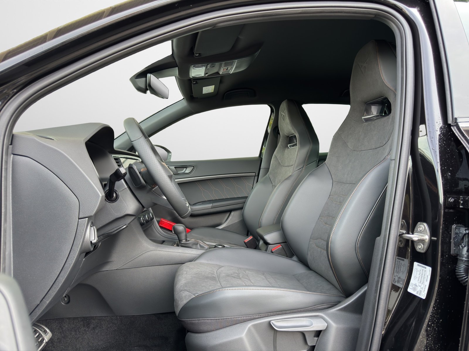 CUPRA Ateca 2.0 TSI Inicio 4Drive DSG, Petrol, New car, Automatic - 5