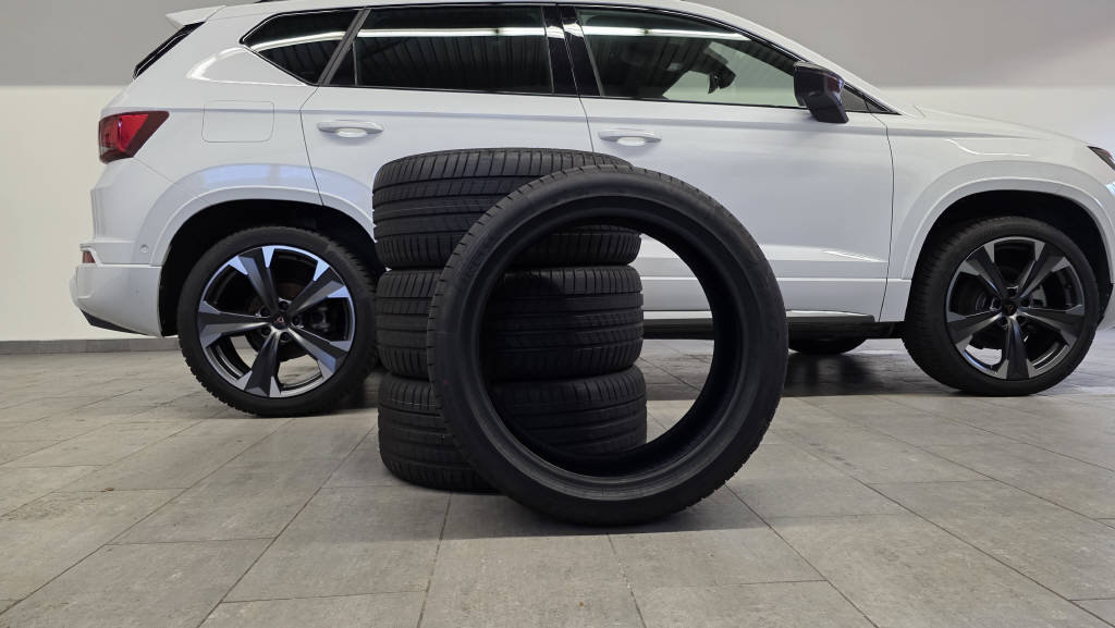 CUPRA Ateca 2.0 TSI 4Drive DSG, Benzin, Occasion / Gebraucht, Automatik - 6