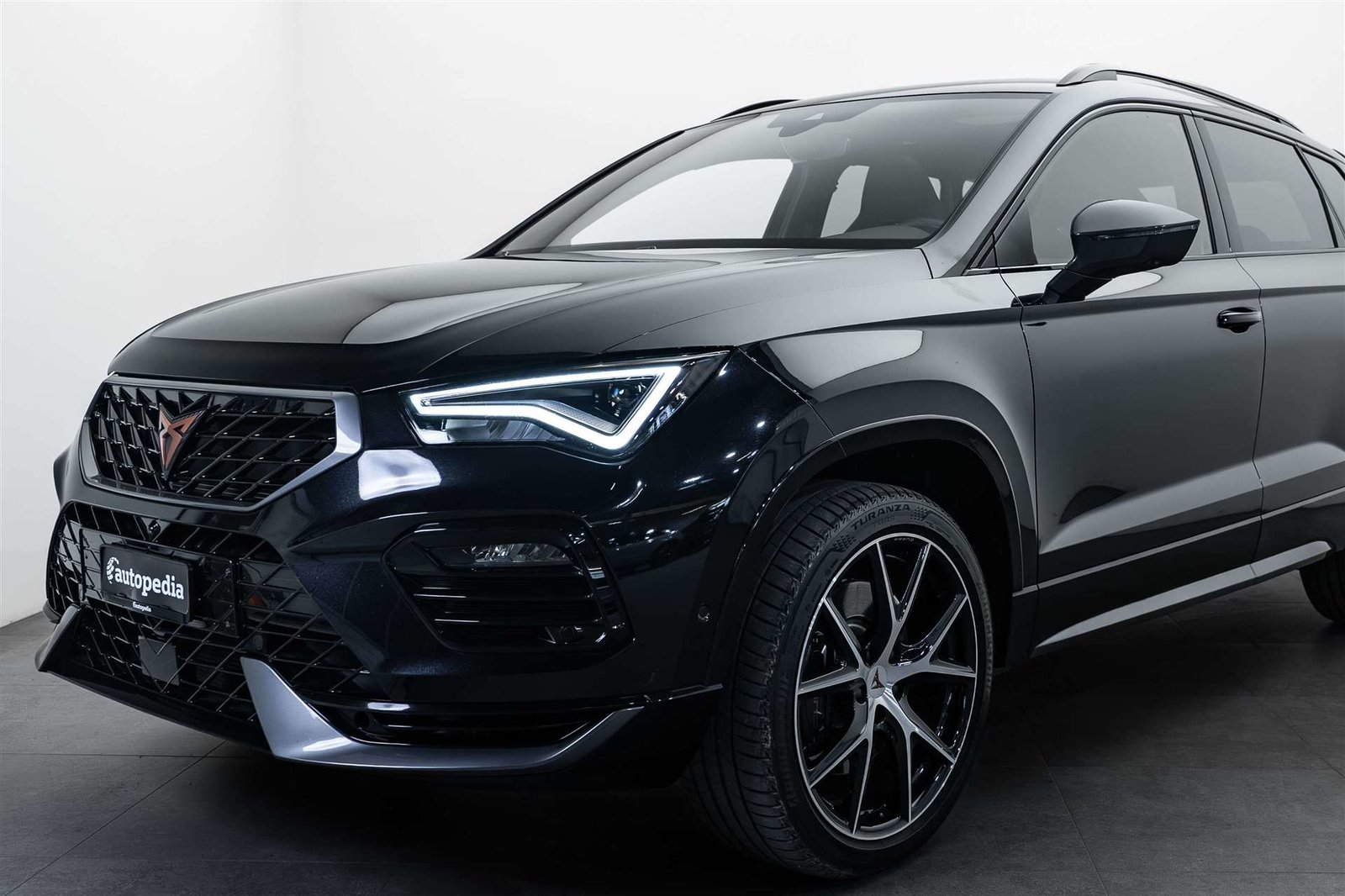 CUPRA Ateca 2.0TSI 4Drive DSG 300PS, Petrol, Second hand / Used, Automatic - 2