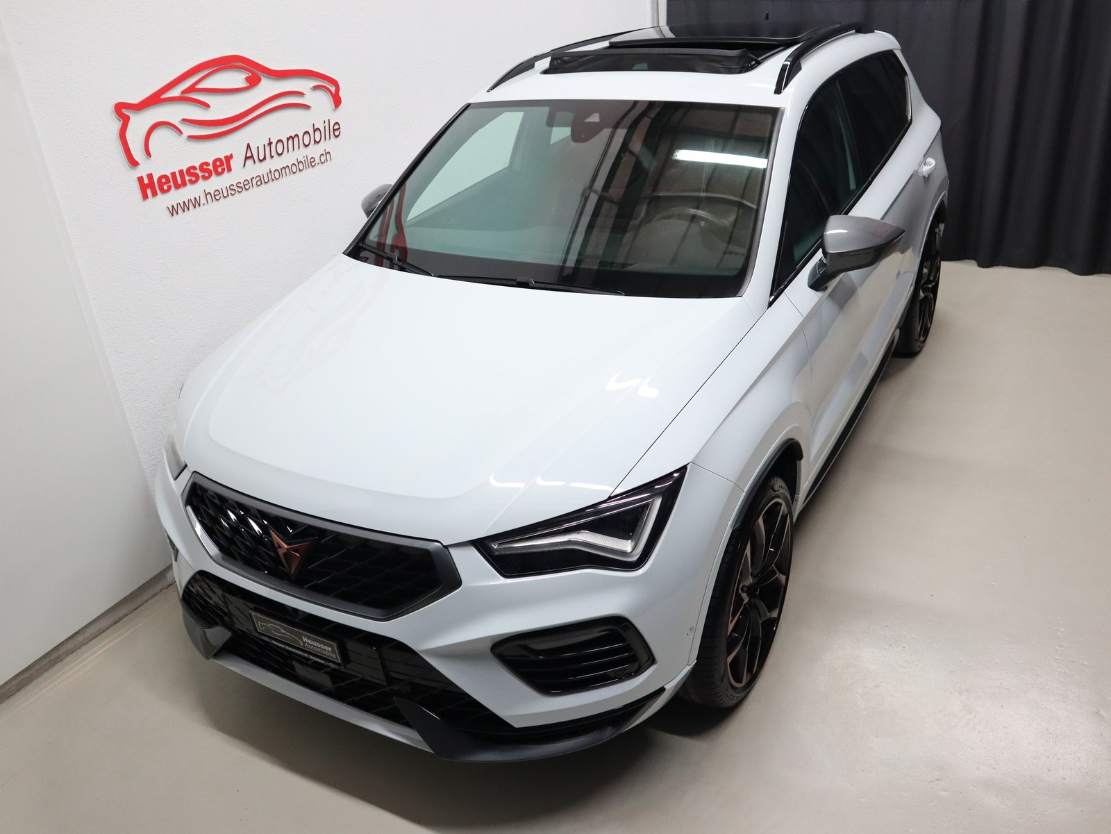 CUPRA Ateca 2.0TSI VZ 4Drive DSG - Panorama - Navi - AKRAPOV, Petrol, Second hand / Used, Automatic - 3