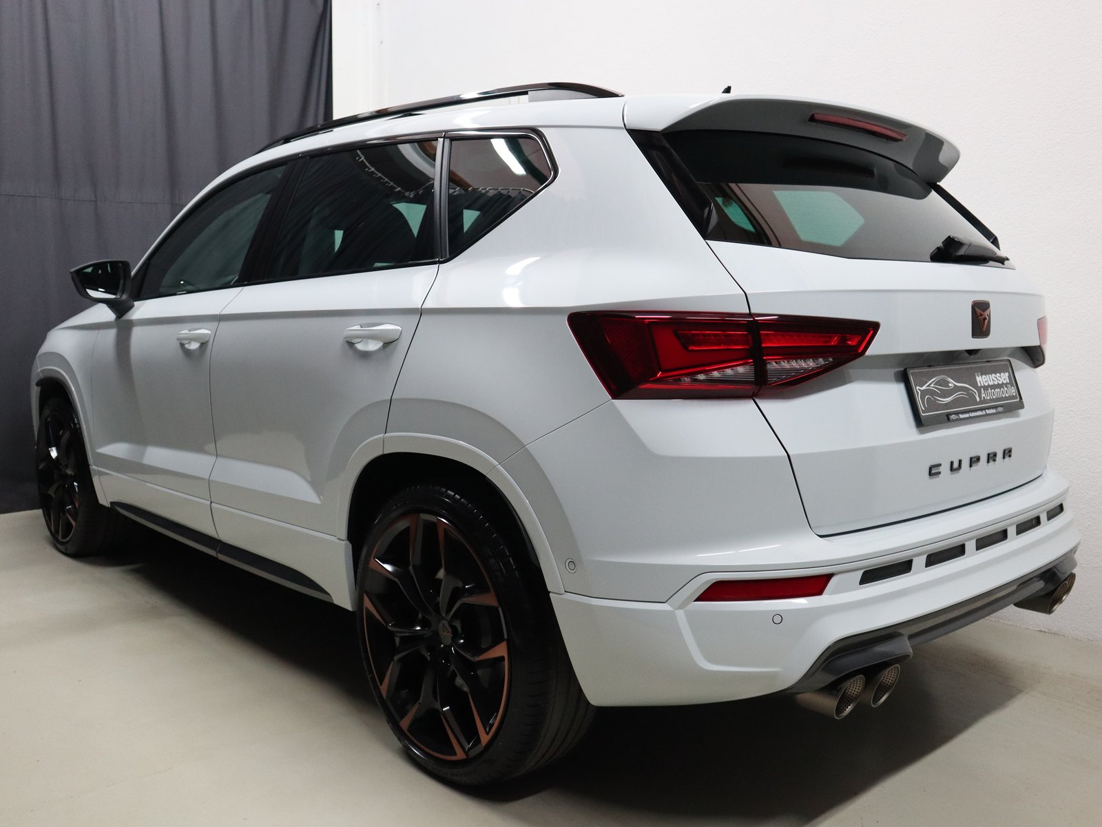 CUPRA Ateca 2.0TSI VZ 4Drive DSG - Panorama - Navi - AKRAPOV, Petrol, Second hand / Used, Automatic - 4