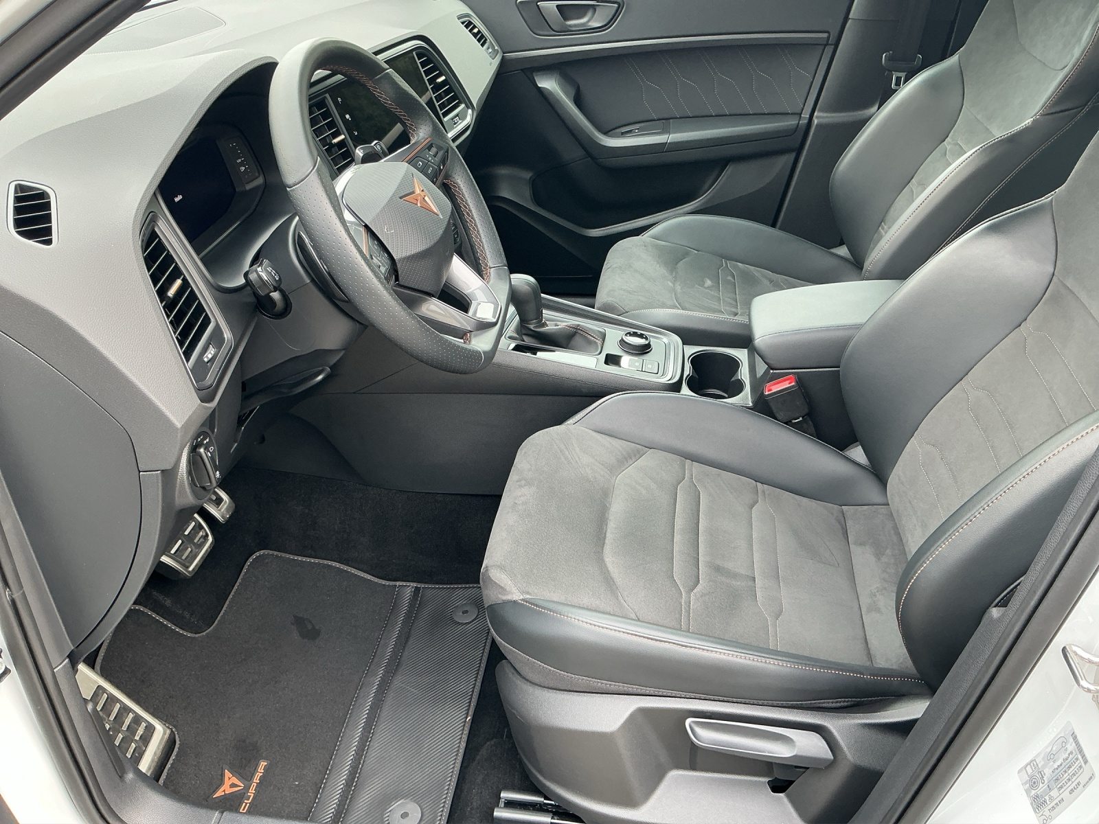 CUPRA ATECA 4DRIVE, Essence, Occasion / Utilisé, Automatique - 5