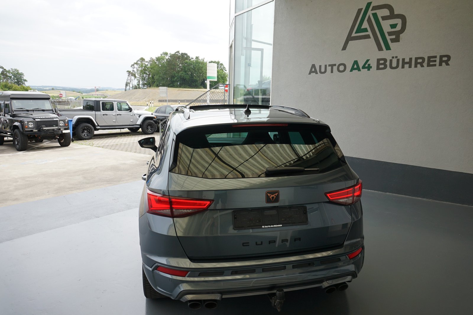 CUPRA Ateca 2.0TSI 4Drive, Benzin, Occasion / Gebraucht, Automatik - 7