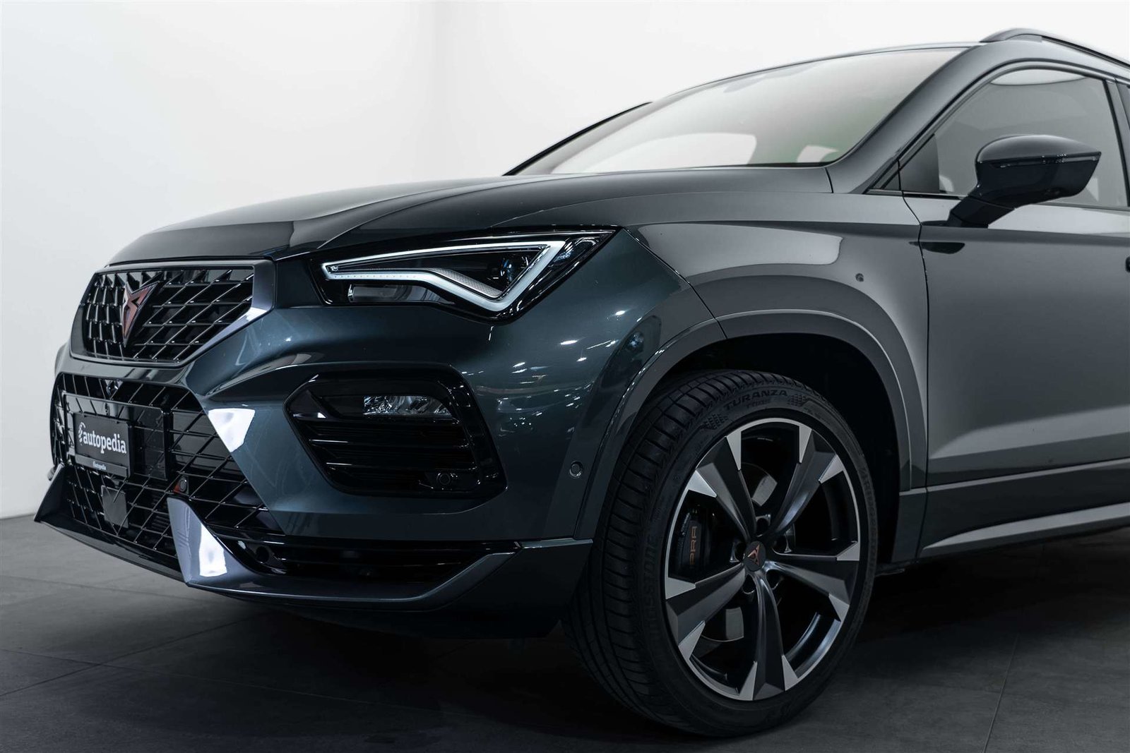 CUPRA Ateca 2.0TSI 4Drive DSG 300PS, Petrol, Second hand / Used, Automatic - 2