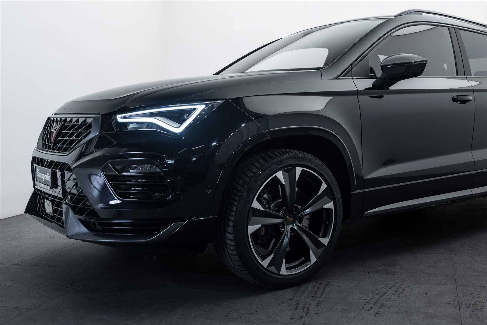 CUPRA Ateca 2.0TSI VZ 4Drive DSG 300PS, Petrol, Second hand / Used, Automatic - 2