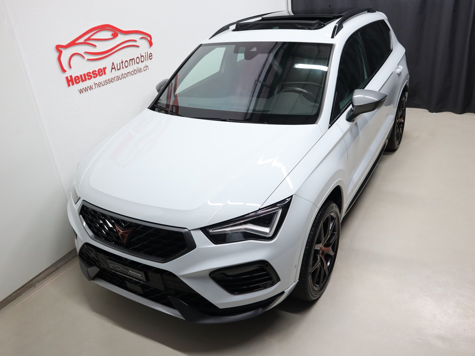 CUPRA Ateca 2.0TSI VZ 4Drive DSG - Panorama - Navi - AKRAPOV, Essence, Occasion / Utilisé, Automatique - 3