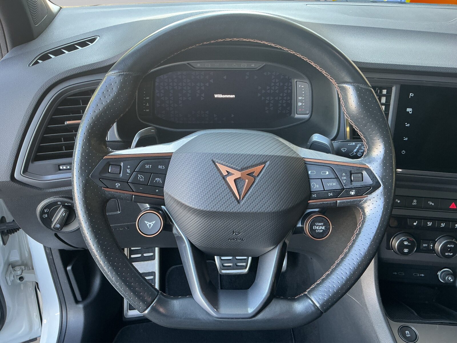 CUPRA ATECA, Benzin, Occasion / Gebraucht, Automatik - 6