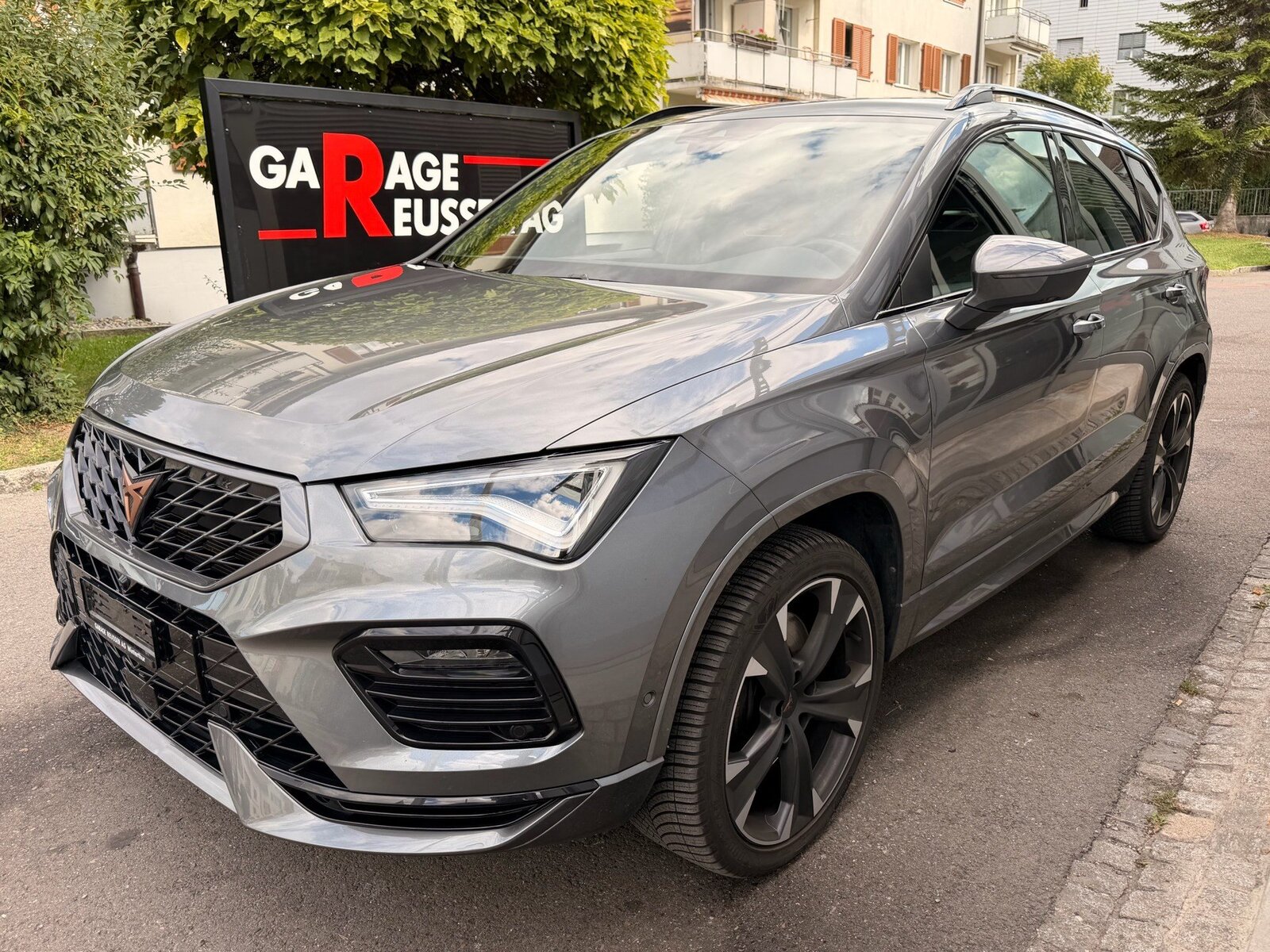 CUPRA Ateca VZ 4Drive 2.0 TSI 300PS *** TOPAUSSTATTUNG FRISCH AB