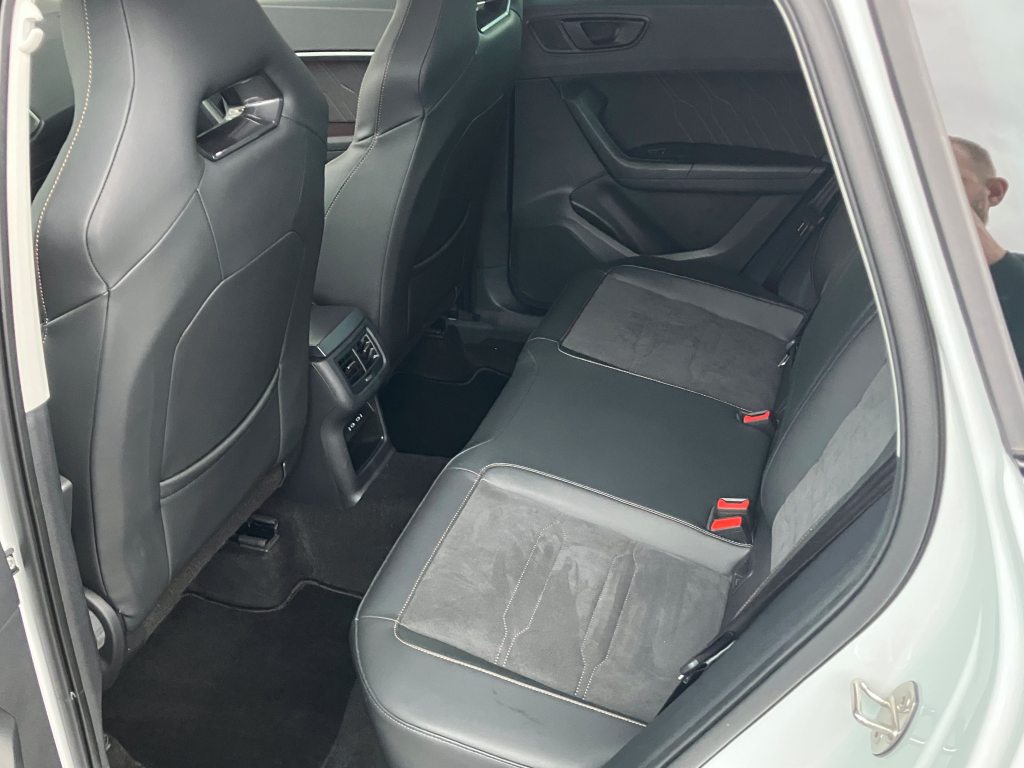 CUPRA ATECA 2.0 TSI 4Drive DSG, Benzin, Occasion / Gebraucht, Automatik - 5