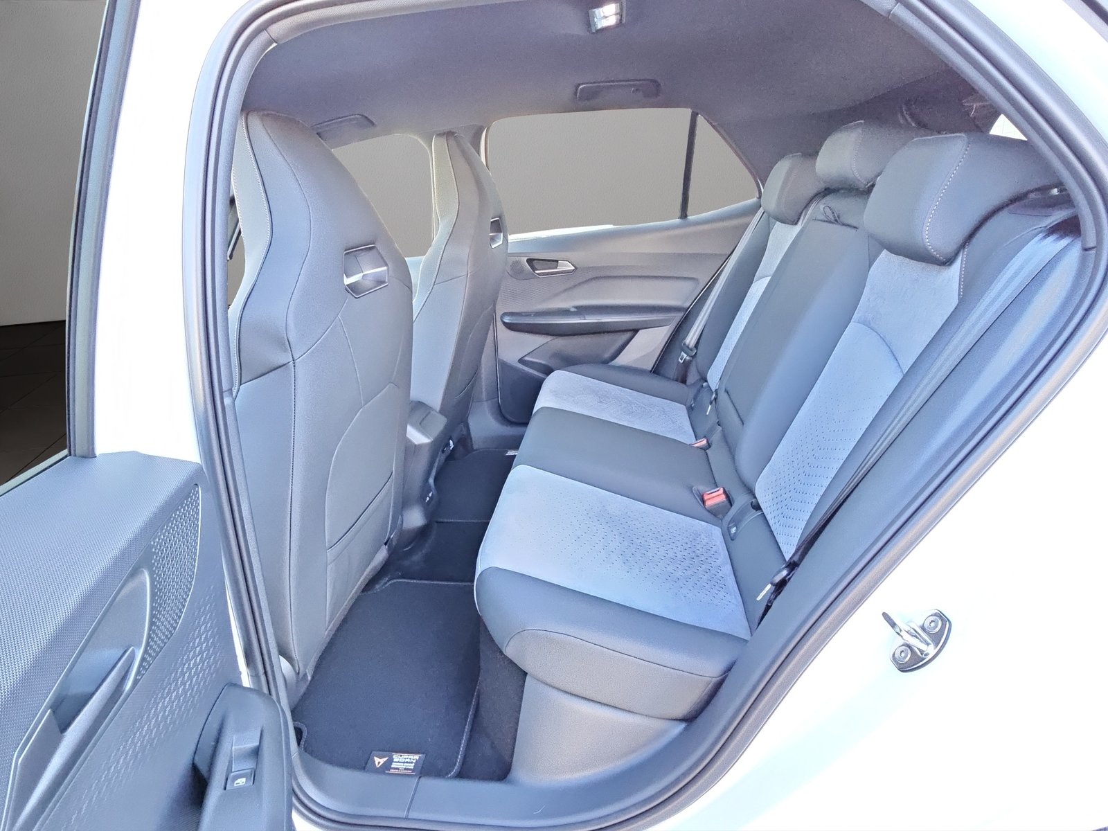 CUPRA Born 79 kWh e-Boost Edge, Electric, Second hand / Used, Automatic - 7