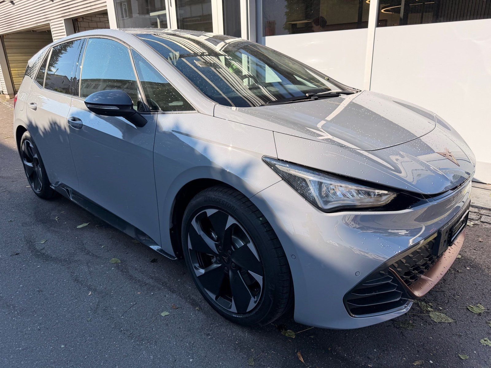 CUPRA Born 204 PS EDITION DYNAMIC *** 360 GRAD KAMERA 5 JAH, Électrique, Occasion / Utilisé, Automatique - 3