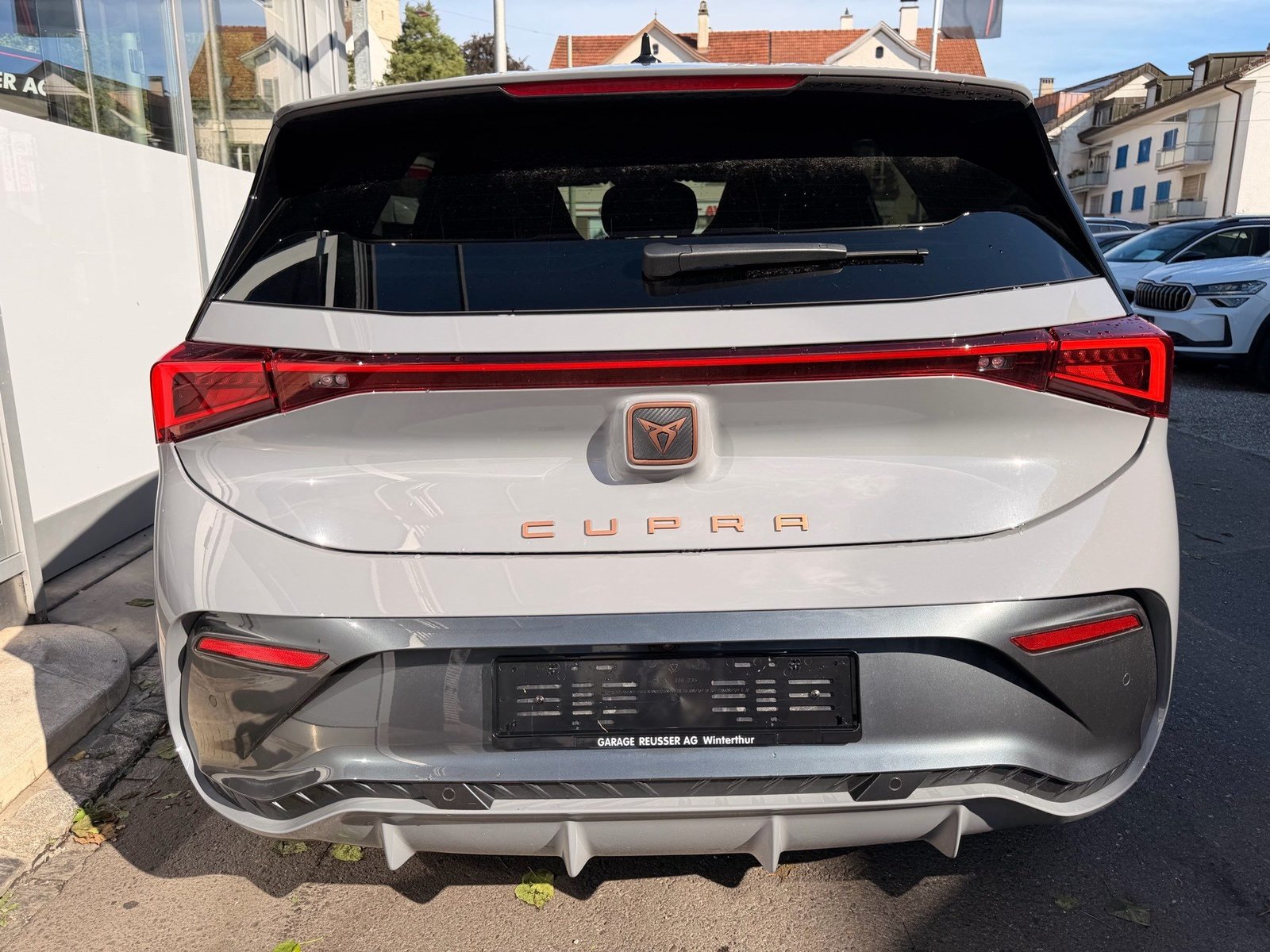 CUPRA Born 204 PS EDITION DYNAMIC *** 360 GRAD KAMERA 5 JAH, Électrique, Occasion / Utilisé, Automatique - 5