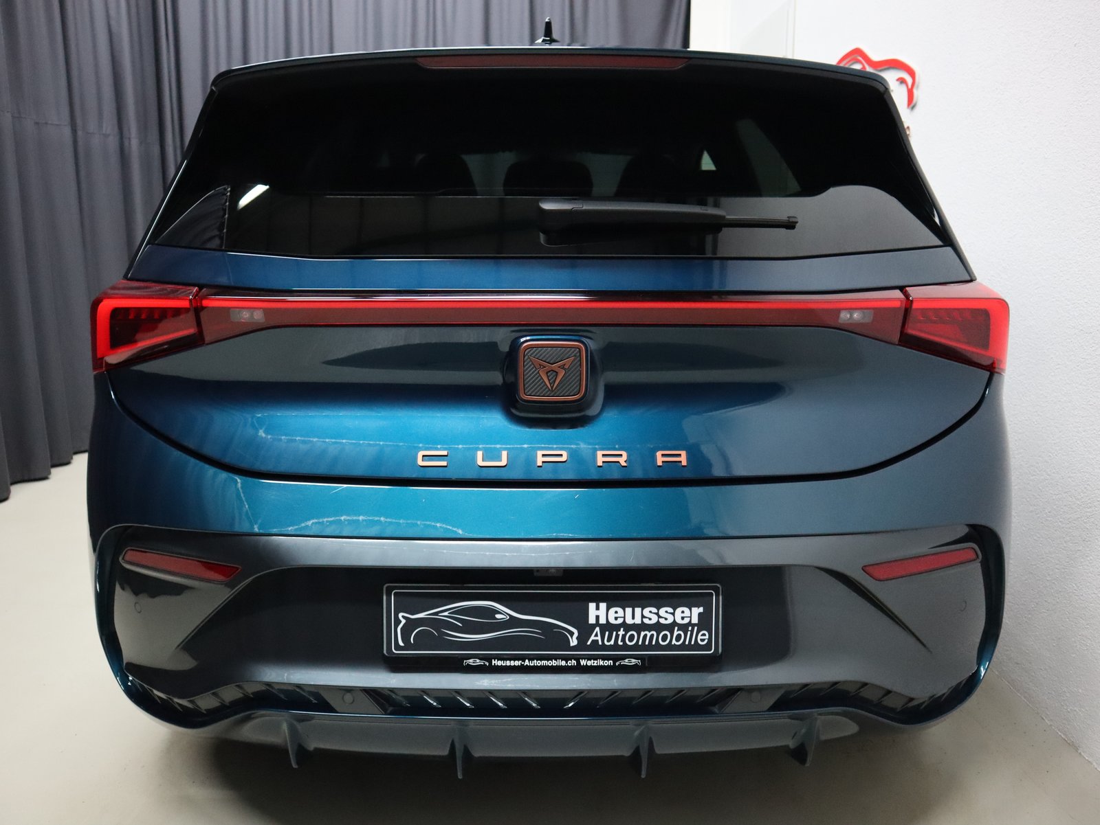 CUPRA Born El Primero Tres - Panorama - Navi - Leder/Alcanta, Electric, Second hand / Used, Automatic - 6