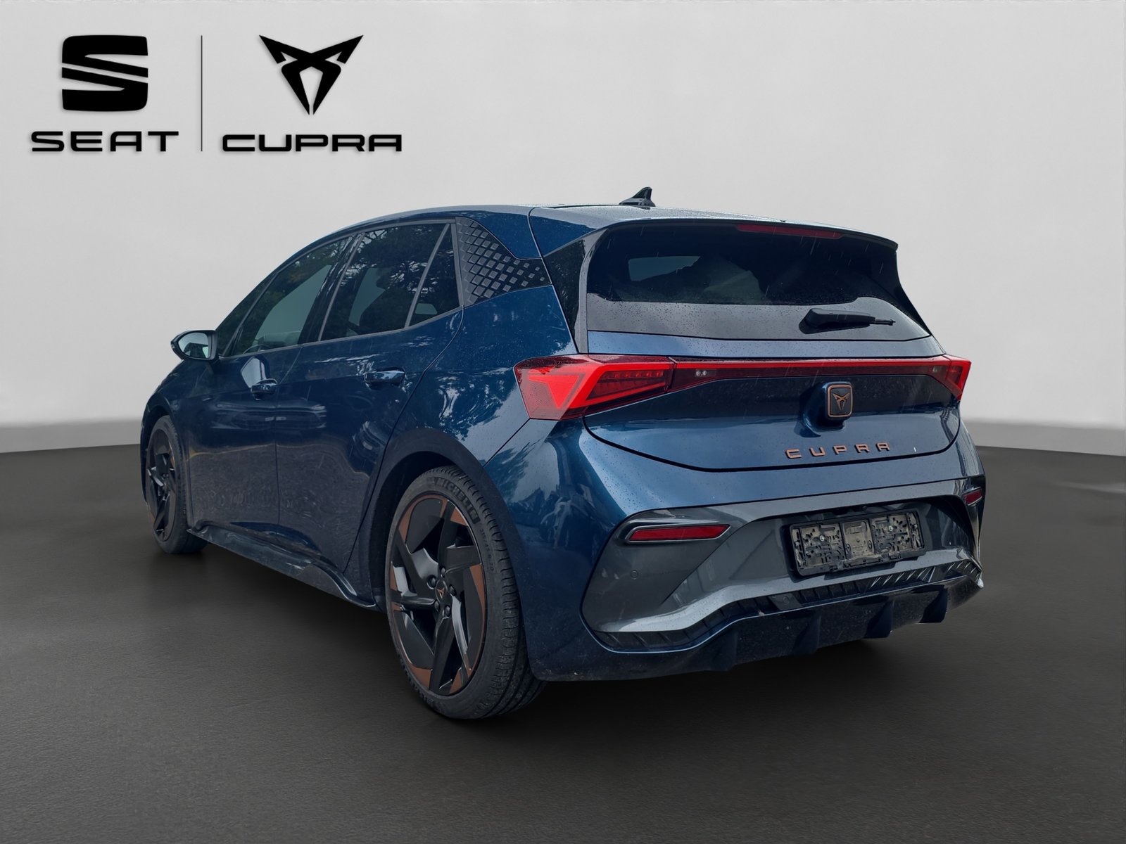 CUPRA Born 58 kWh, Electric, Second hand / Used, Automatic - 4