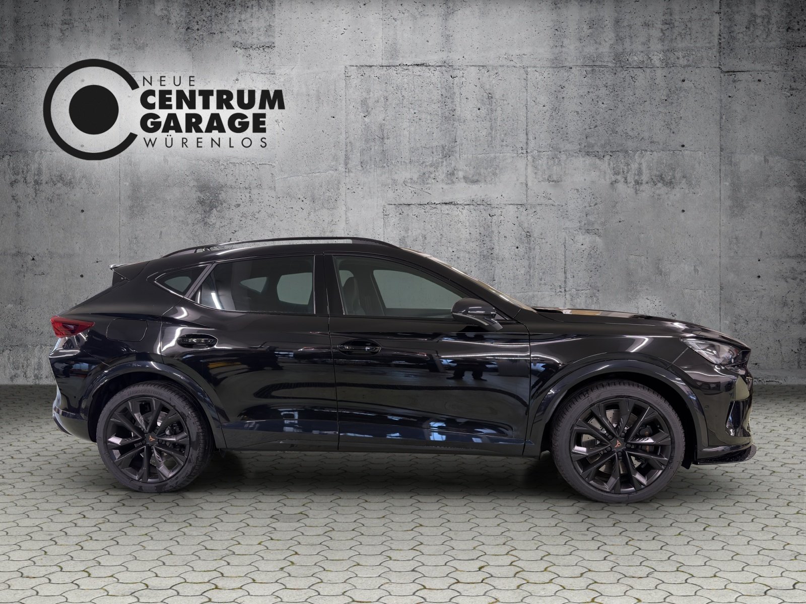 CUPRA Formentor 2.0TSI Black Symphony 4Drive DSG, Petrol, New car, Automatic - 3